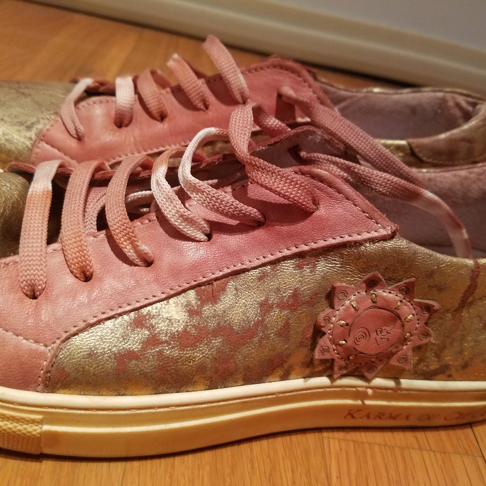 Karma of charms shoes like new - Picture 2 of 4